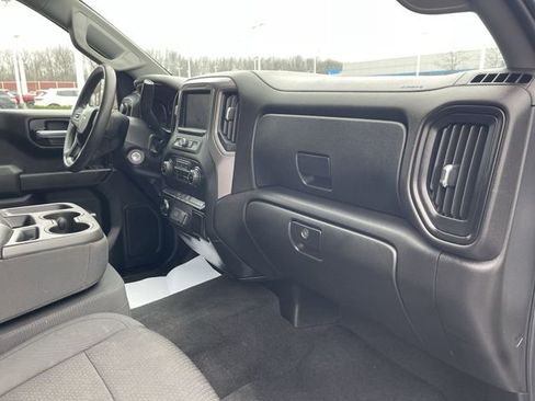 Certified 2020 Chevrolet Silverado 1500 Custom w/ Custom Value Package image 28