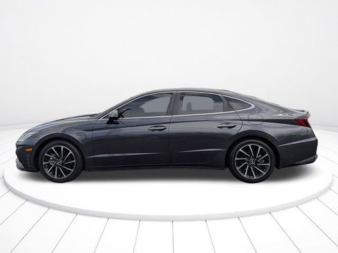 Used 2021 Hyundai Sonata Limited w/ Preferred Accessory Package FWD image 6