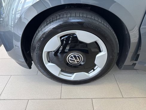 New 2025 Volkswagen ID. Buzz Pro S Plus image 47