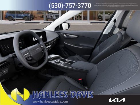 New 2025 Kia EV6 Light w/ Light LR Technology Package RWD image 17