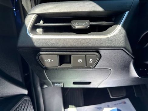 Used 2025 Kia K4 FWD image 19