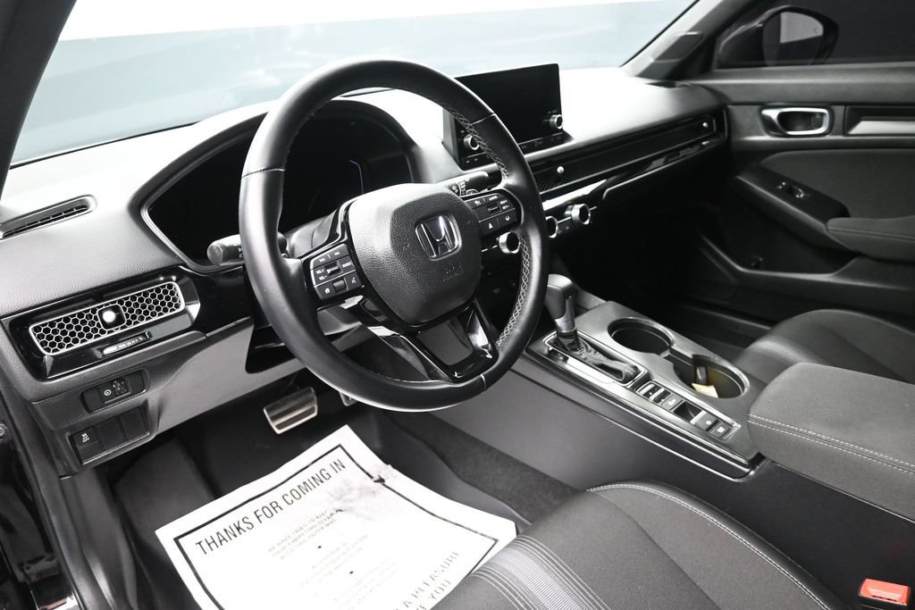 Used 2025 Honda Civic Sport image 12