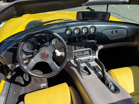 Used 1995 Dodge Viper RT/10 RWD image 16