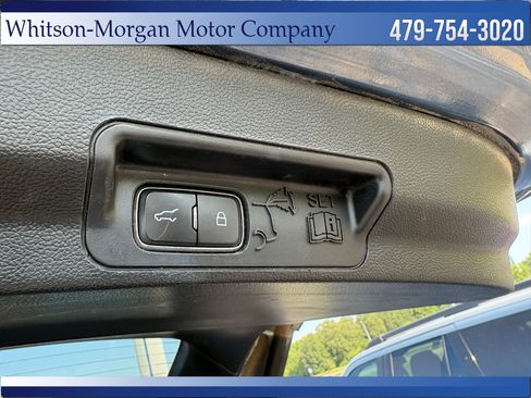 Used 2020 Ford Explorer XLT w/ Equipment Group 202A AWD/4WD image 34