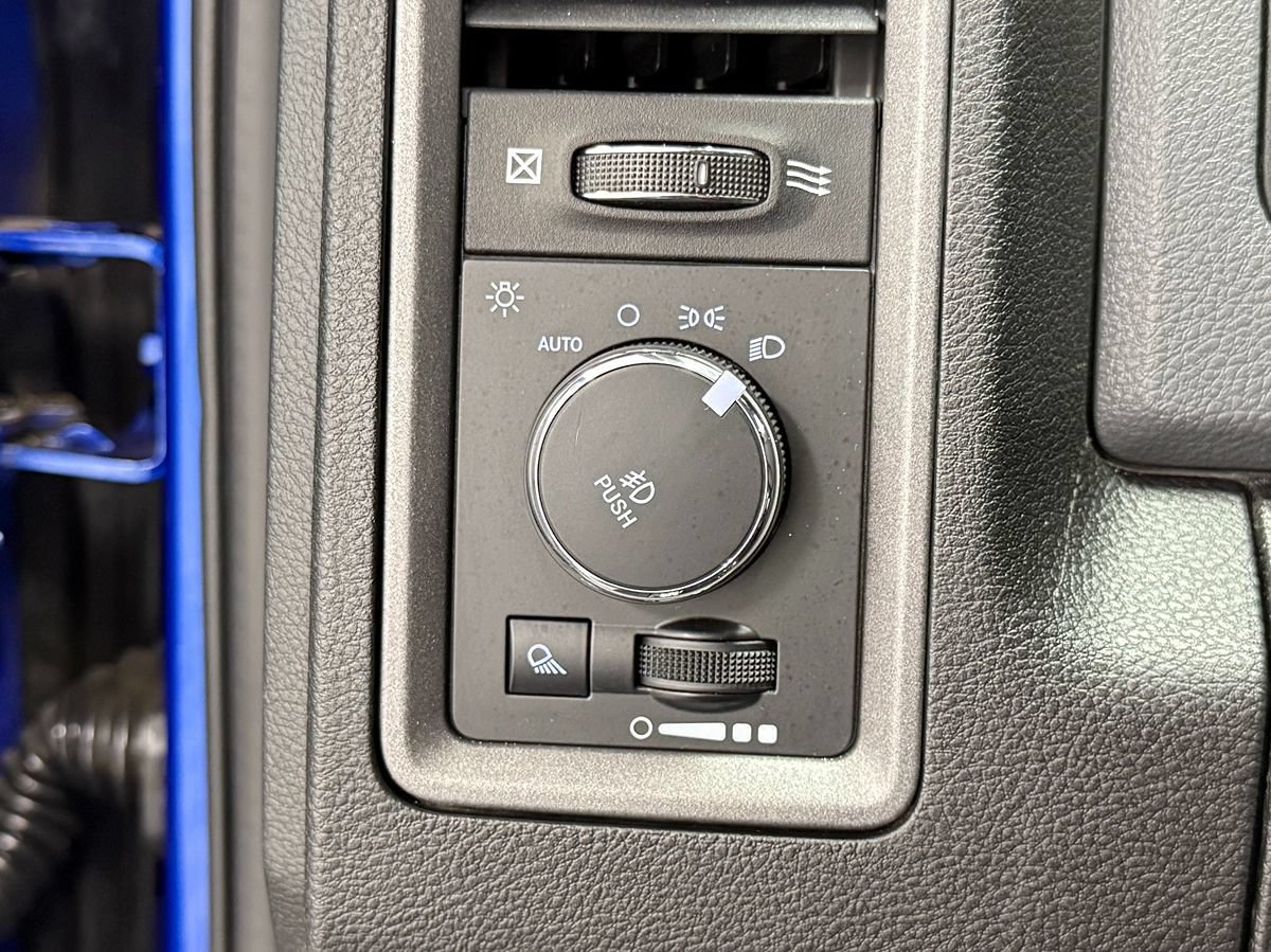 Used 2019 RAM 1500 Express w/ Wheel & Sound Group AWD/4WD image 18