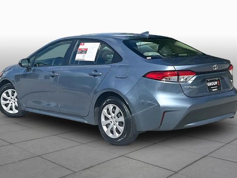 Used 2021 Toyota Corolla LE w/ Carpet Mat Package (TMS) FWD image 12