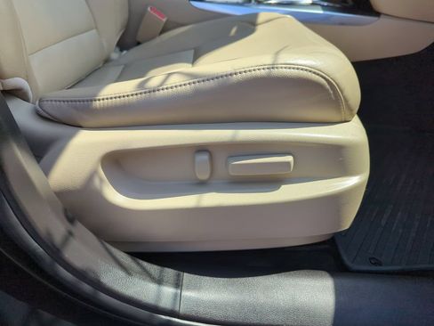 Used 2017 Acura MDX FWD image 40