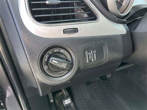 Used 2018 Dodge Journey GT w/ Driver Convenience Group image 14