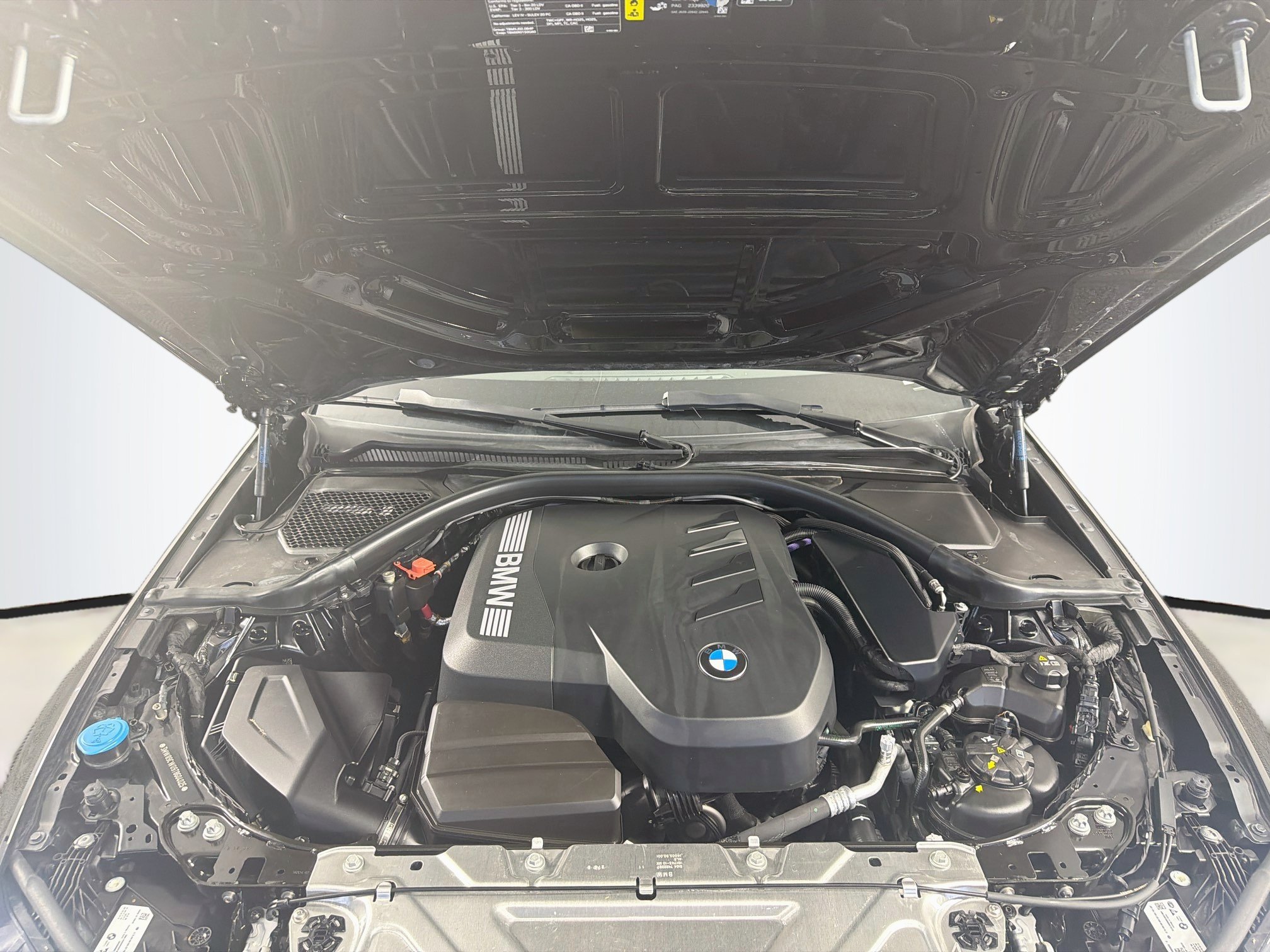 Used 2026 BMW 330i xDrive Sedan AWD/4WD image 36