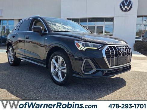 Used 2020 Audi Q3 2.0T Premium Plus w/ Premium Plus Package image 1
