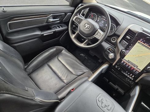 Used 2019 RAM 1500 Laramie RWD image 16