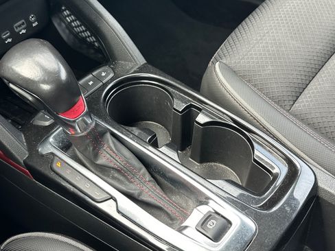 Used 2022 Chevrolet TrailBlazer RS FWD image 21