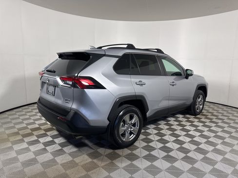 Used 2024 Toyota RAV4 XLE w/ Convenience Package AWD/4WD image 7