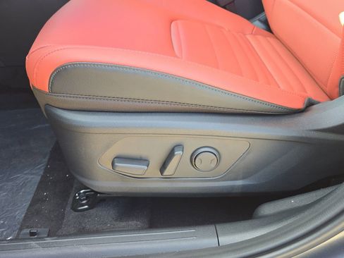 New 2026 Kia Sportage SX Prestige image 21