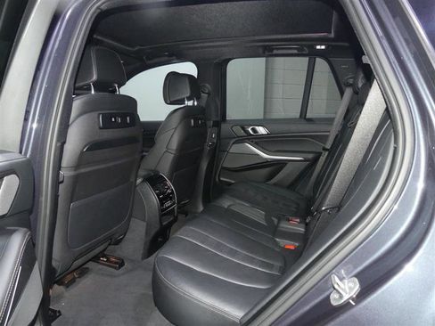 Used 2020 BMW X5 M50i w/ Premium Package image 28