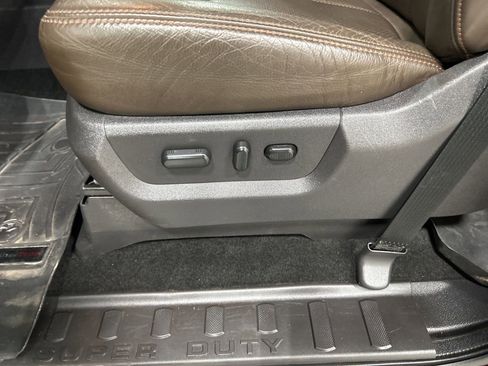 Used 2016 Ford F350 King Ranch image 9