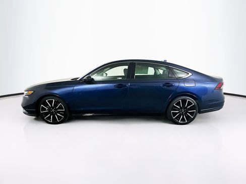 Used 2023 Honda Accord Touring image 6