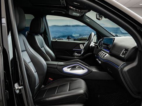 Used 2020 Mercedes-Benz GLS 450 4MATIC image 29