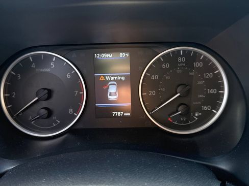 Certified 2025 Nissan Sentra S FWD image 5