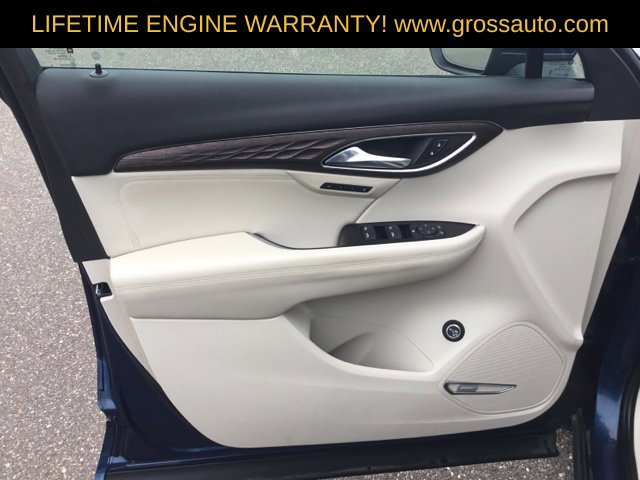 Used 2023 Buick Envision Avenir AWD/4WD image 16