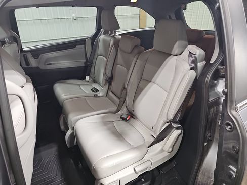 Used 2018 Honda Odyssey EX-L image 14