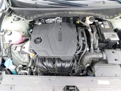 Used 2025 Hyundai Santa Cruz SE FWD image 36