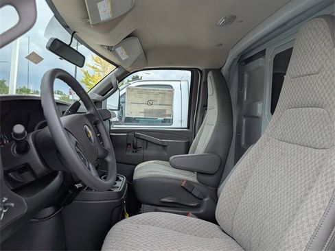 New 2024 Chevrolet Express 3500 w/ Power Convenience Package image 10
