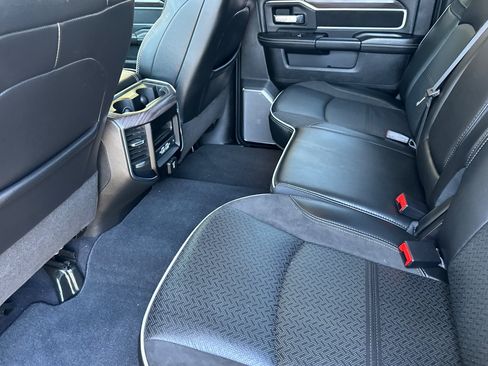 New 2026 RAM 2500 Laramie AWD/4WD image 12