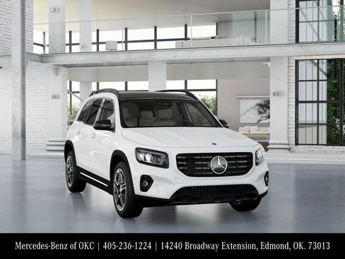 Used 2026 Mercedes-Benz GLB 250 4MATIC image 9