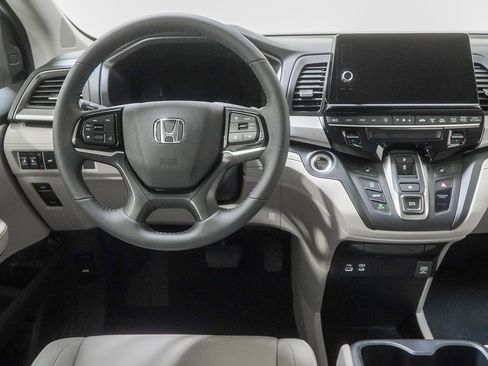 New 2026 Honda Odyssey EX-L image 24