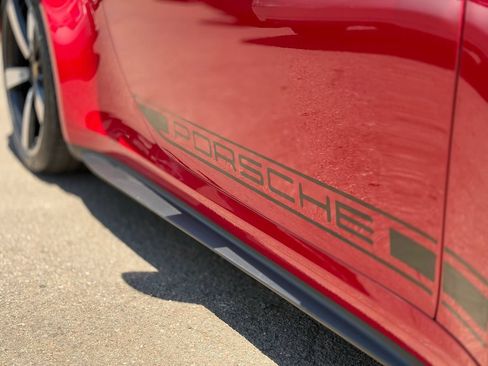 Used 2024 Porsche 911 Carrera RWD image 28