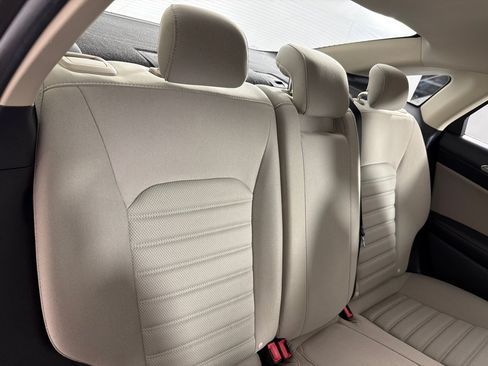 Used 2018 Ford Fusion S FWD image 21