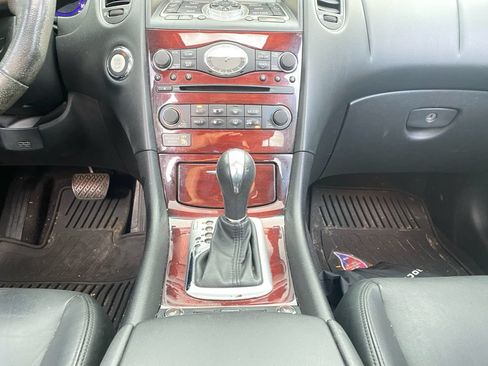 Used 2016 INFINITI QX50 AWD w/ Deluxe Touring Package image 11