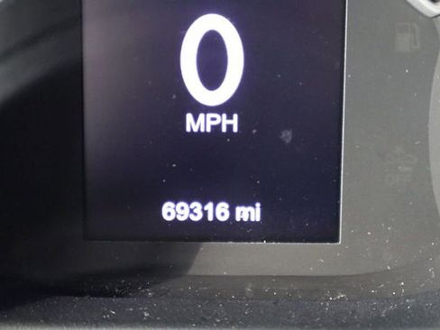 Used 2020 Jeep Gladiator Sport image 36