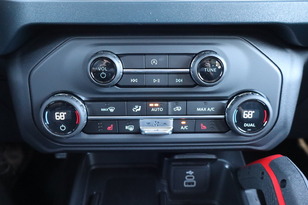 New 2026 Ford Bronco Heritage Edition AWD/4WD image 10