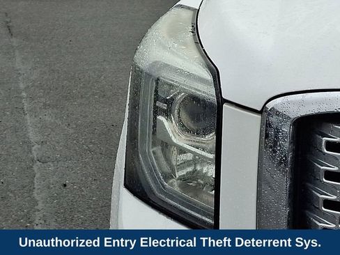 Used 2016 GMC Yukon Denali image 26