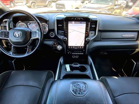 Used 2022 RAM 2500 Laramie w/ Night Edition image 23