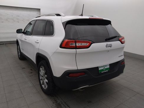 Used 2018 Jeep Cherokee Limited FWD image 5