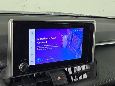 Used 2025 Toyota RAV4 XLE image 17