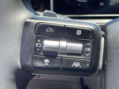 Used 2026 Hyundai Santa Fe Limited AWD/4WD image 23
