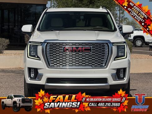 Used 2022 GMC Yukon Denali RWD image 2