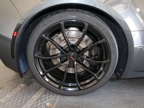 Used 2017 Chevrolet Corvette Grand Sport RWD image 33