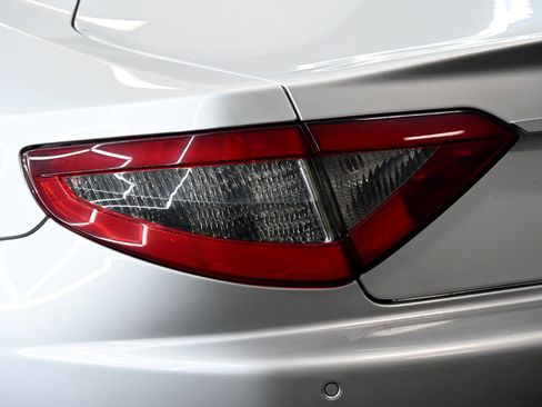 Used 2014 Maserati GranTurismo Sport image 14