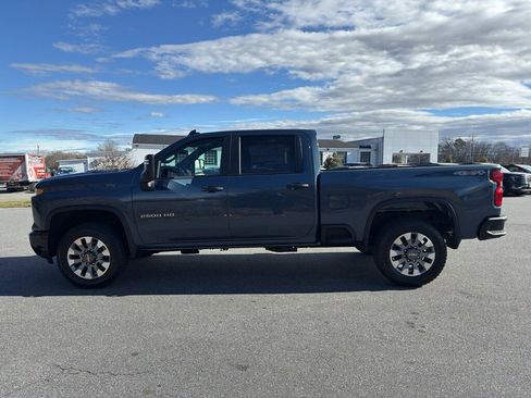 New 2026 Chevrolet Silverado 2500 Custom image 3