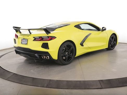Used 2021 Chevrolet Corvette Stingray Coupe w/ 1LT RWD image 10