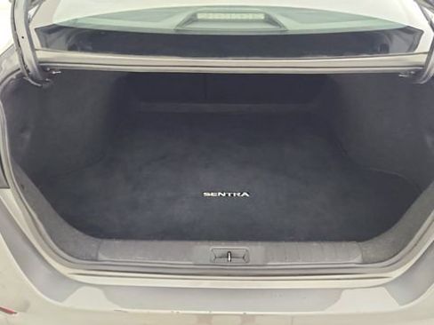 Used 2024 Nissan Sentra SV FWD image 31
