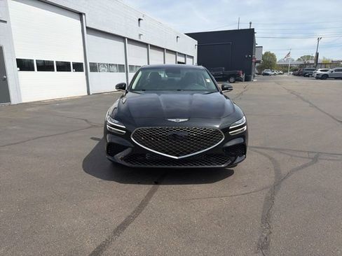 Used 2025 Genesis G70 2.5T AWD/4WD image 18