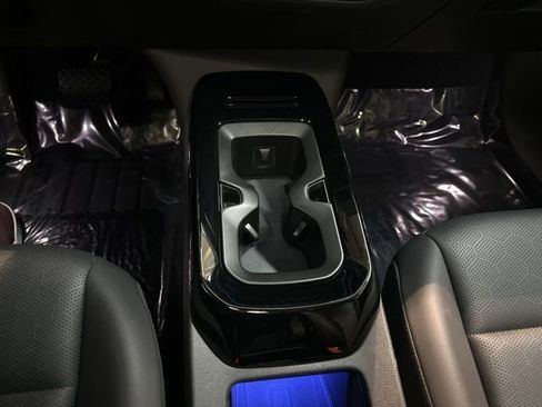 Certified 2021 Volkswagen ID.4 Pro S w/ Gradient Package image 23