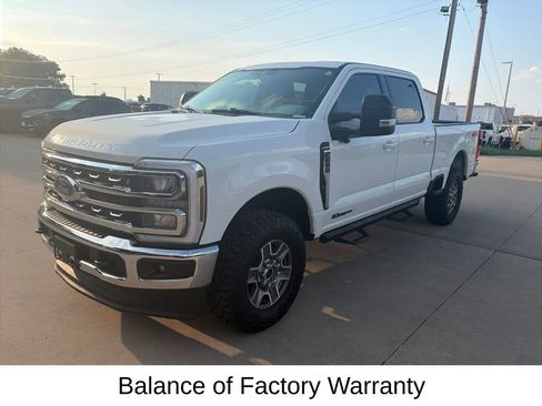 Used 2024 Ford F250 Lariat AWD/4WD image 3