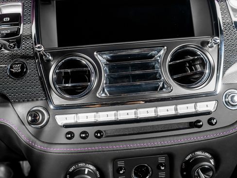 Used 2020 Rolls-Royce Wraith RWD image 42